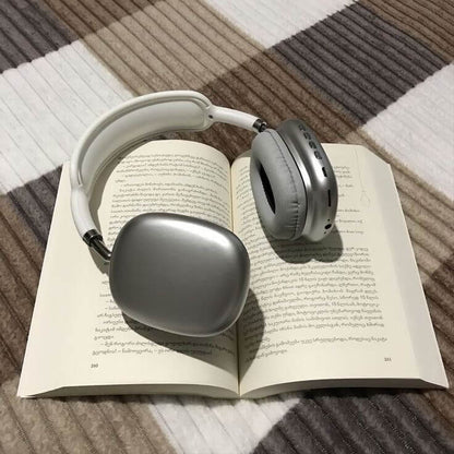 P9 Wireless Bluetooth Headphones with Noise Cancelling and Stereo Sound – (Random Color)