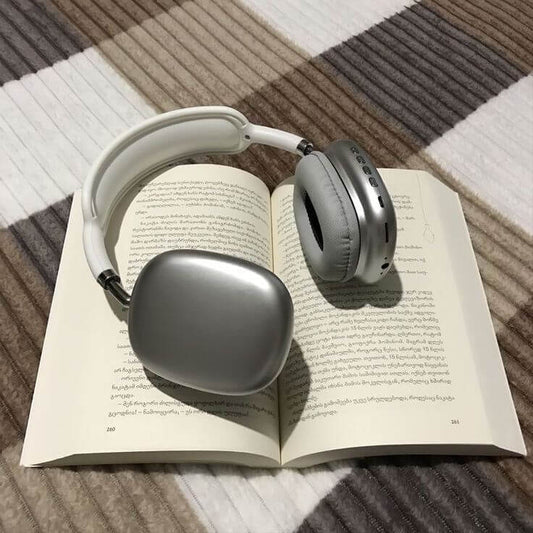 P9 Wireless Bluetooth Headphones with Noise Cancelling and Stereo Sound – (Random Color)